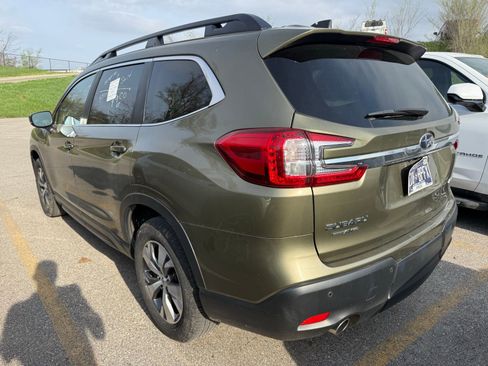 Used 2025 Subaru Ascent Premium AWD/4WD image 4