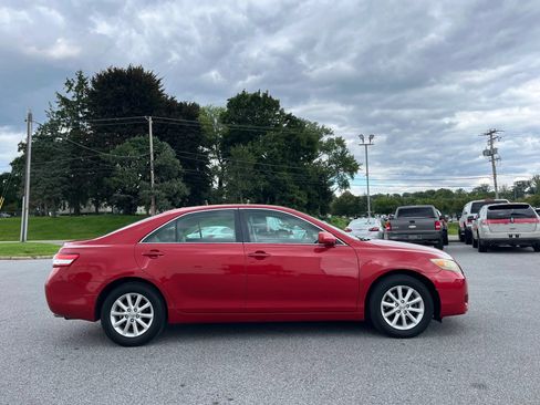 Used 2010 Toyota Camry XLE FWD image 29