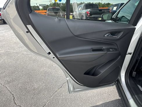 Used 2020 Chevrolet Equinox Premier w/ LPO, Floor Liner Package FWD image 23