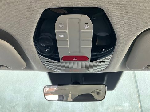 Used 2025 Kia K4 LXS image 14