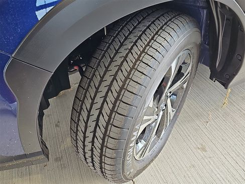 New 2025 Subaru Crosstrek 2.5i Premium image 32