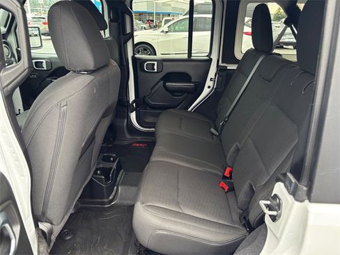 Used 2020 Jeep Wrangler Unlimited Sport S image 29