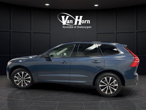 Used 2025 Volvo XC60 B5 Core w/ Protection Package Premier image 3