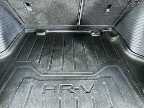 Used 2024 Honda HR-V LX image 33