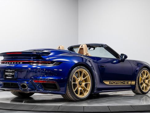 Used 2021 Porsche 911 Turbo S image 15