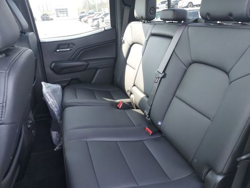 New 2026 GMC Canyon Elevation w/ Convenience Package RWD image 28