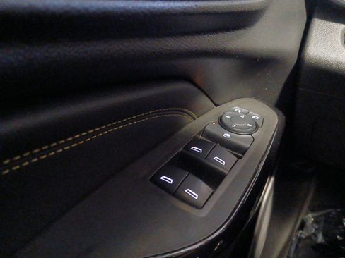 Used 2024 Chevrolet Trax LT image 21