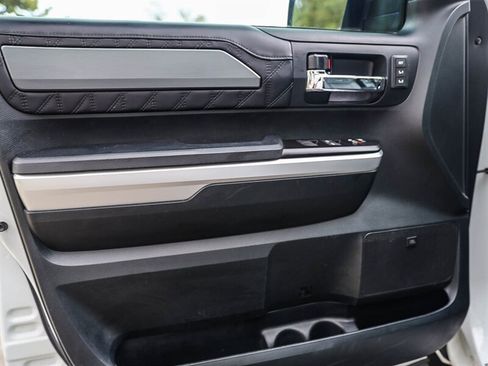 Used 2017 Toyota Tundra Platinum RWD image 27