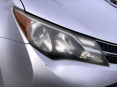 Used 2013 Toyota RAV4 XLE AWD/4WD image 28