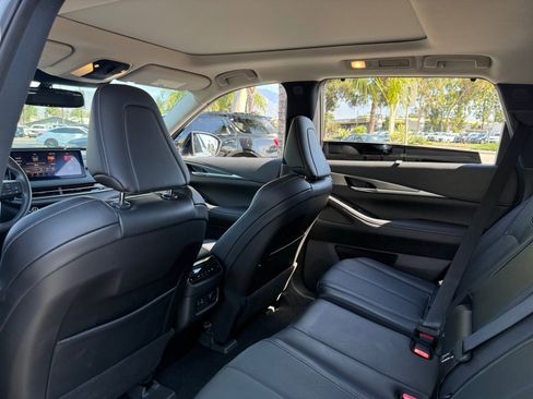 Used 2022 INFINITI QX60 Luxe w/ Cargo Package image 16