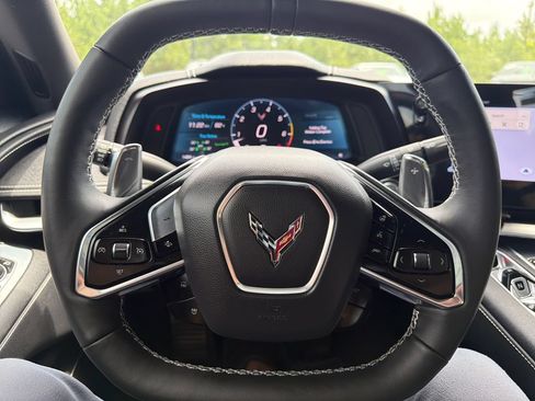 Used 2024 Chevrolet Corvette Stingray Preferred Conv w/ Z51 Performance Package RWD image 27