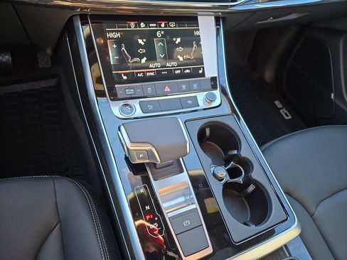 New 2026 Audi Q8 Premium AWD/4WD image 22