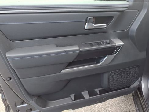 New 2025 Toyota Tundra Platinum image 9