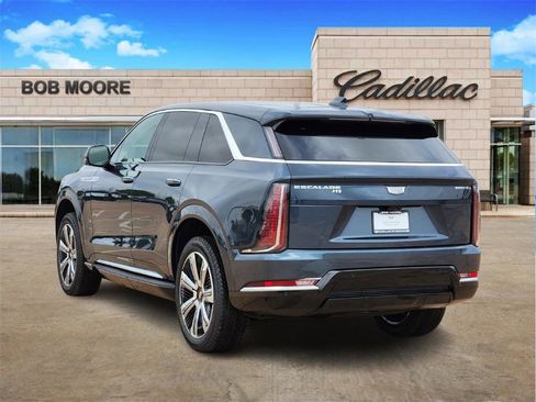 New 2025 Cadillac Escalade IQ Luxury 1 w/ Smart Trailering package image 5