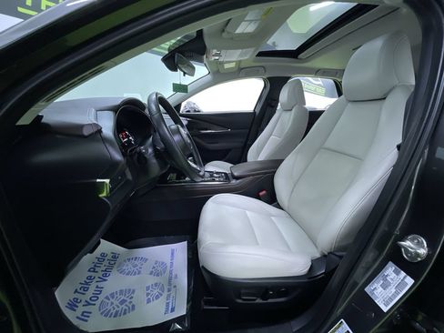 Used 2022 MAZDA CX-30 AWD 2.5 S w/ Premium Package image 18