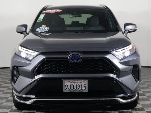 Used 2023 Toyota RAV4 SE image 2