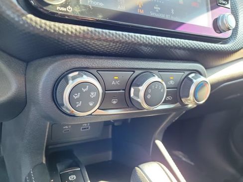Used 2023 Nissan Kicks SV FWD image 30