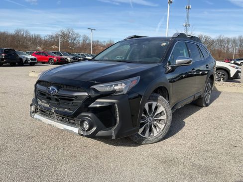 Used 2025 Subaru Outback Touring w/ Popular Package #2 image 1