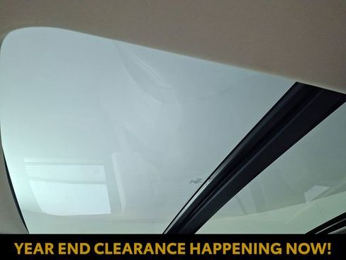 Used 2024 Ford Expedition Max Limited image 16