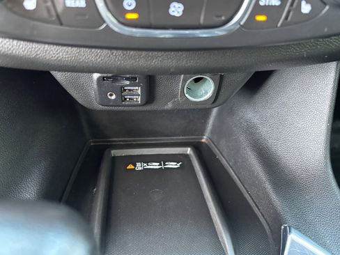 Used 2022 Chevrolet Traverse Premier w/ LPO, 'HIT The Road' Package image 27