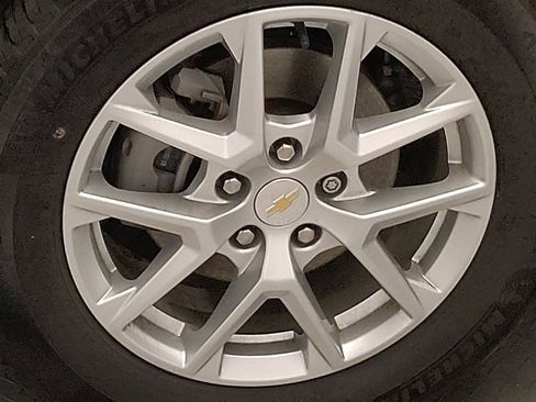 Used 2023 Chevrolet Equinox LT FWD image 31