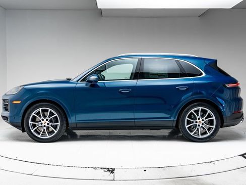 New 2026 Porsche Cayenne AWD/4WD image 2