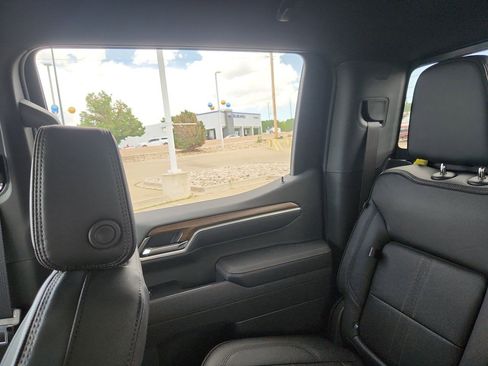 Certified 2025 Chevrolet Silverado 1500 High Country w/ Midnight Edition image 12