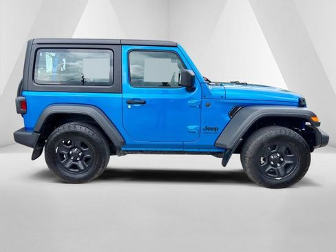 Used 2024 Jeep Wrangler Sport AWD/4WD image 8