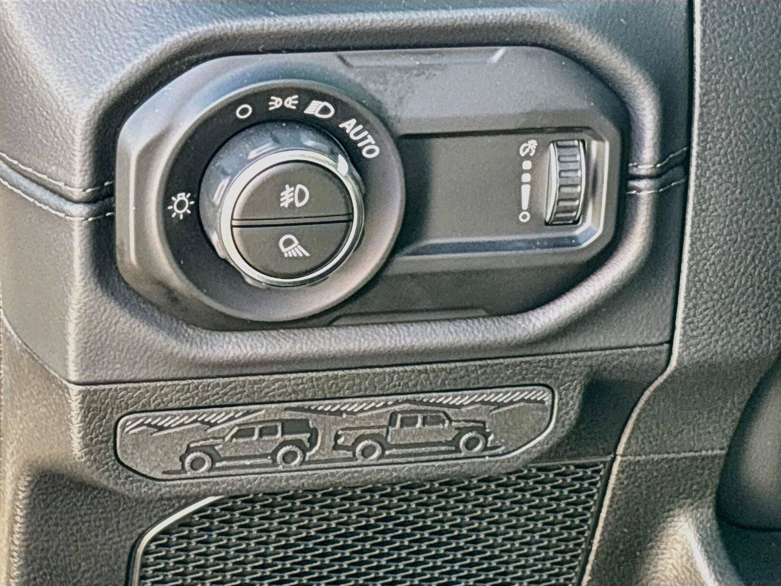 New 2026 Jeep Gladiator Rubicon AWD/4WD image 14