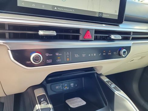 New 2026 Kia Sorento EX FWD image 33