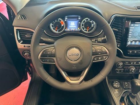 Used 2022 Jeep Cherokee Limited AWD/4WD image 19