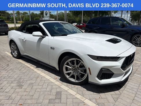 Used 2025 Ford Mustang GT Premium RWD image 28