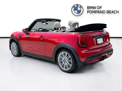 Used 2024 MINI Cooper S FWD image 5
