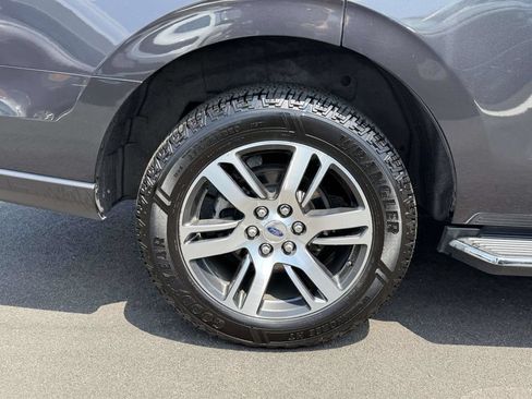 Used 2022 Ford Expedition Limited AWD/4WD image 11
