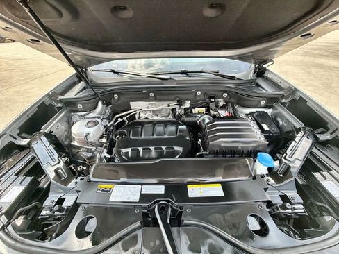 Used 2025 Volkswagen Atlas SE FWD image 29