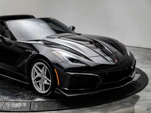 Used 2019 Chevrolet Corvette ZR1 image 32