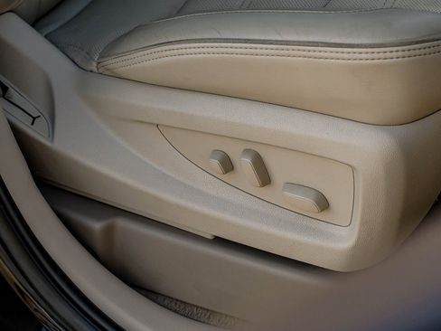 Used 2019 GMC Yukon Denali w/ Open Road Package image 38