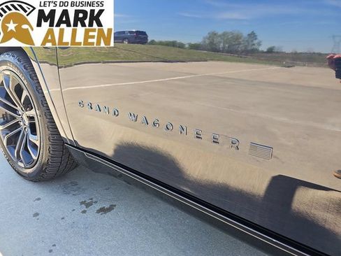 Used 2024 Jeep Grand Wagoneer L Series II w/ Quick Order Packagew 28T AWD/4WD image 33
