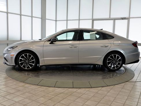 Used 2020 Hyundai Sonata SEL Plus w/ Tech Package image 5