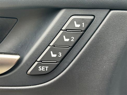 Used 2017 Lexus LX 570 4WD image 30