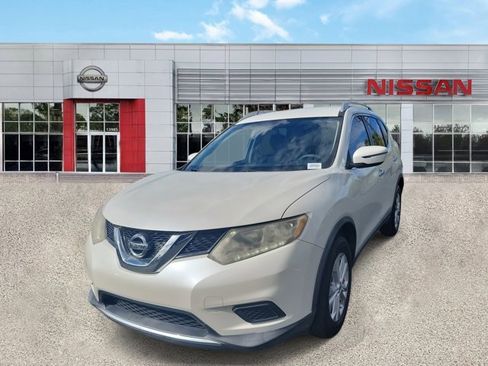 Used 2016 Nissan Rogue SV image 7