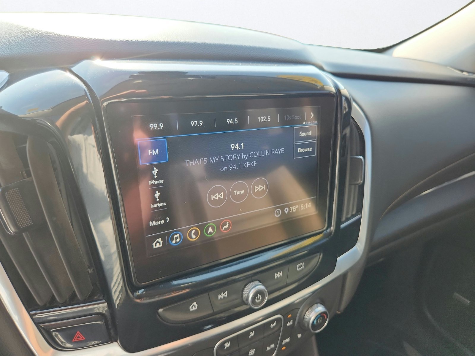 Used 2020 Chevrolet Traverse RS w/ LPO, Floor Liner Package AWD/4WD image 17