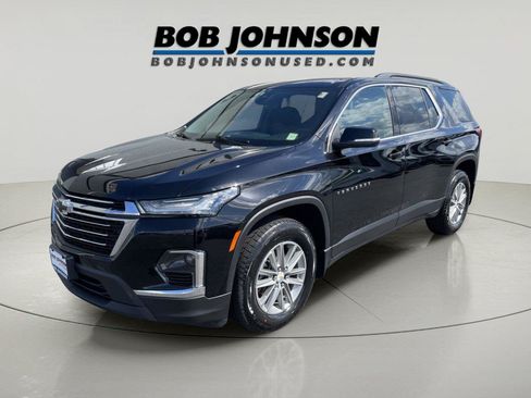 Used 2023 Chevrolet Traverse LT AWD/4WD image 7