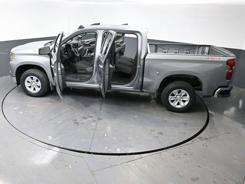 Used 2025 Chevrolet Silverado 1500 LT image 67