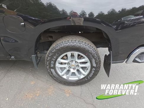 Used 2022 Chevrolet Silverado 1500 LT AWD/4WD image 21