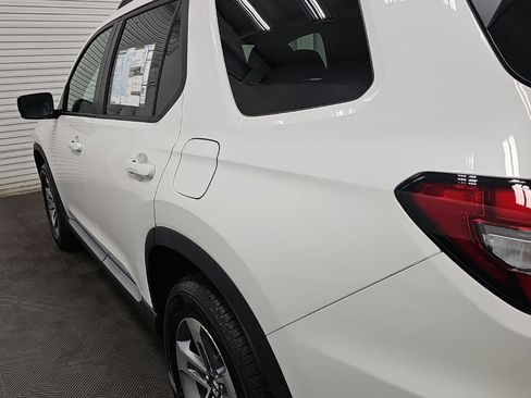 New 2026 Honda Pilot EX-L image 6