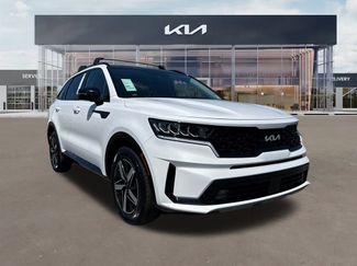 Used 2022 Kia Sorento EX w/ Panoramic Sunroof Package image 1