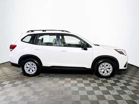 Used 2024 Subaru Forester AWD/4WD image 8