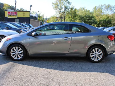 Used 2015 Kia Forte Koup EX FWD image 12