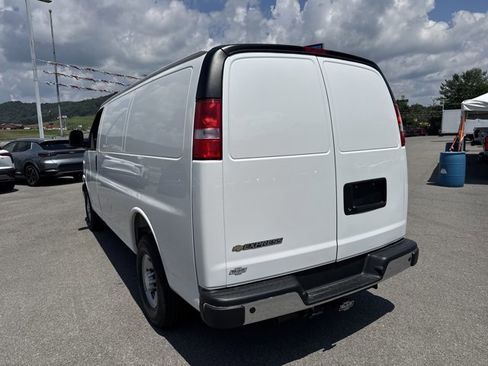 New 2025 Chevrolet Express 2500 w/ Driver Convenience Package RWD image 6
